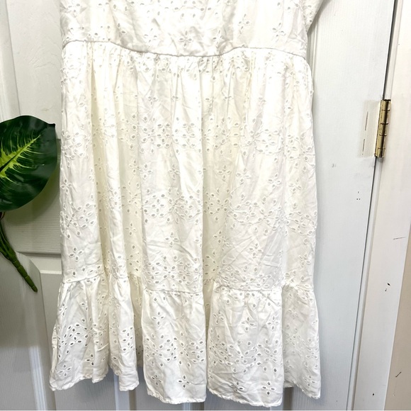 Torrid White Eyelet Dress Size Large New - Picture 5 of 6